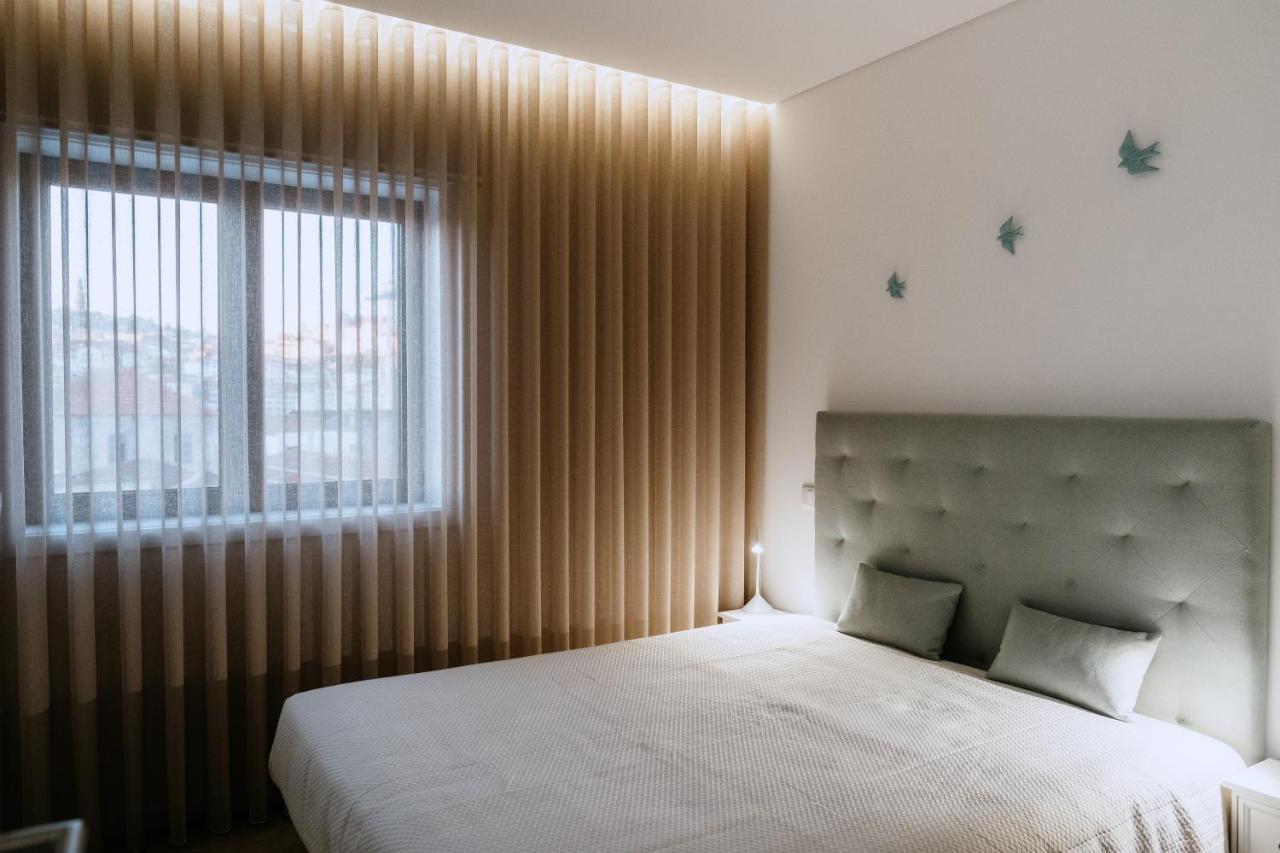 Villa Teresa Apartamentos ヴィラ・ノヴァ・デ・ガイア エクステリア 写真