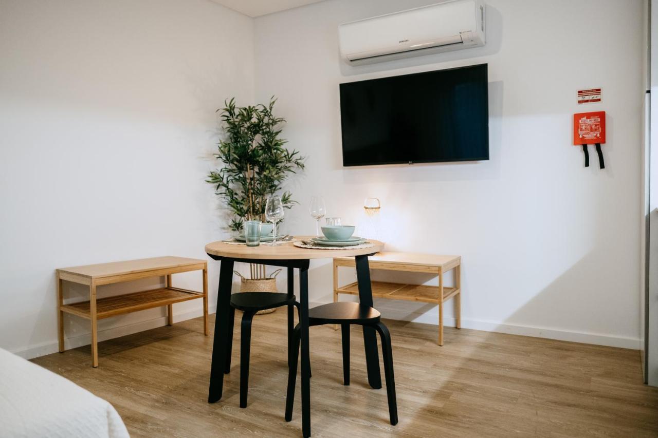Villa Teresa Apartamentos ヴィラ・ノヴァ・デ・ガイア エクステリア 写真