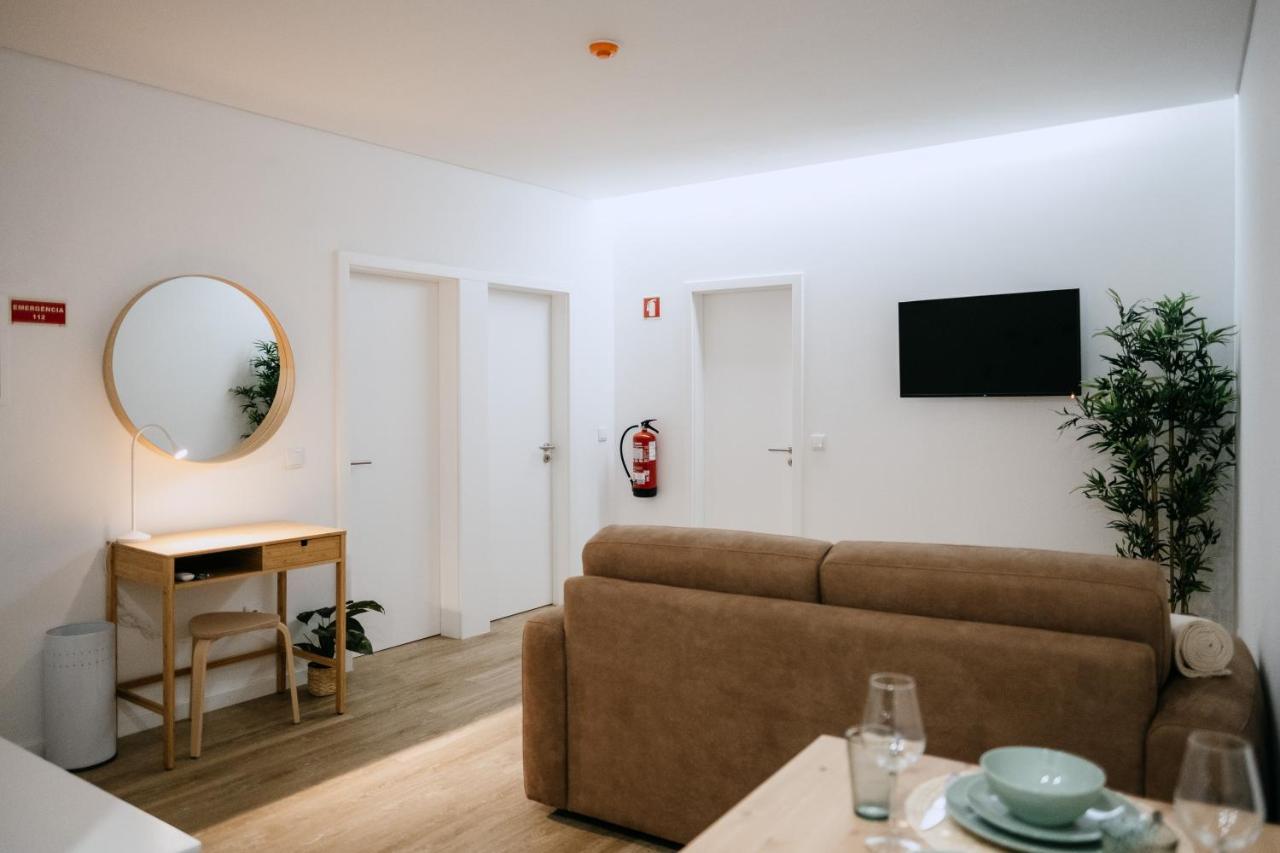 Villa Teresa Apartamentos ヴィラ・ノヴァ・デ・ガイア エクステリア 写真